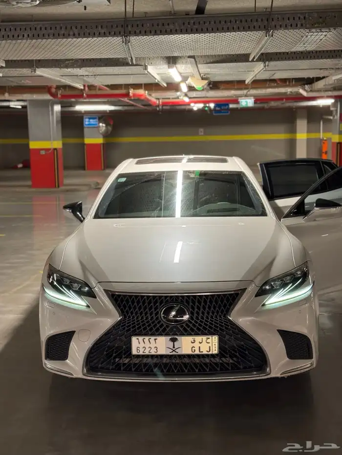 لكزس Ls500 فل كامل شاشات عبداللطيف جميل 2