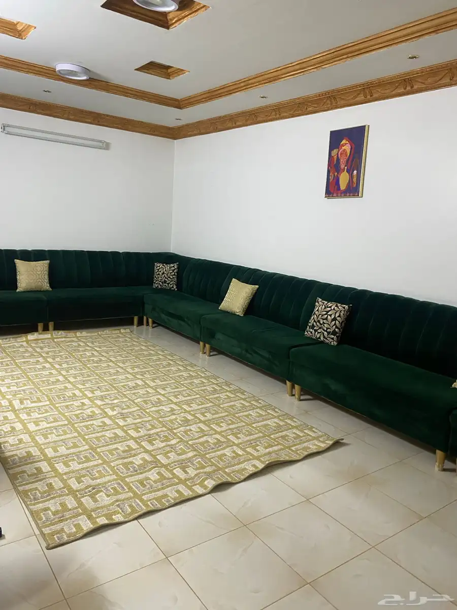 كنب 8قطع 2 زاويه فيه ديكور خشب من الاطراف مع الفرشه 1500 1