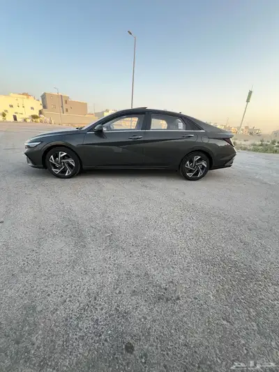 هيونداي النترا 2025 كمفورت اصفار 1
