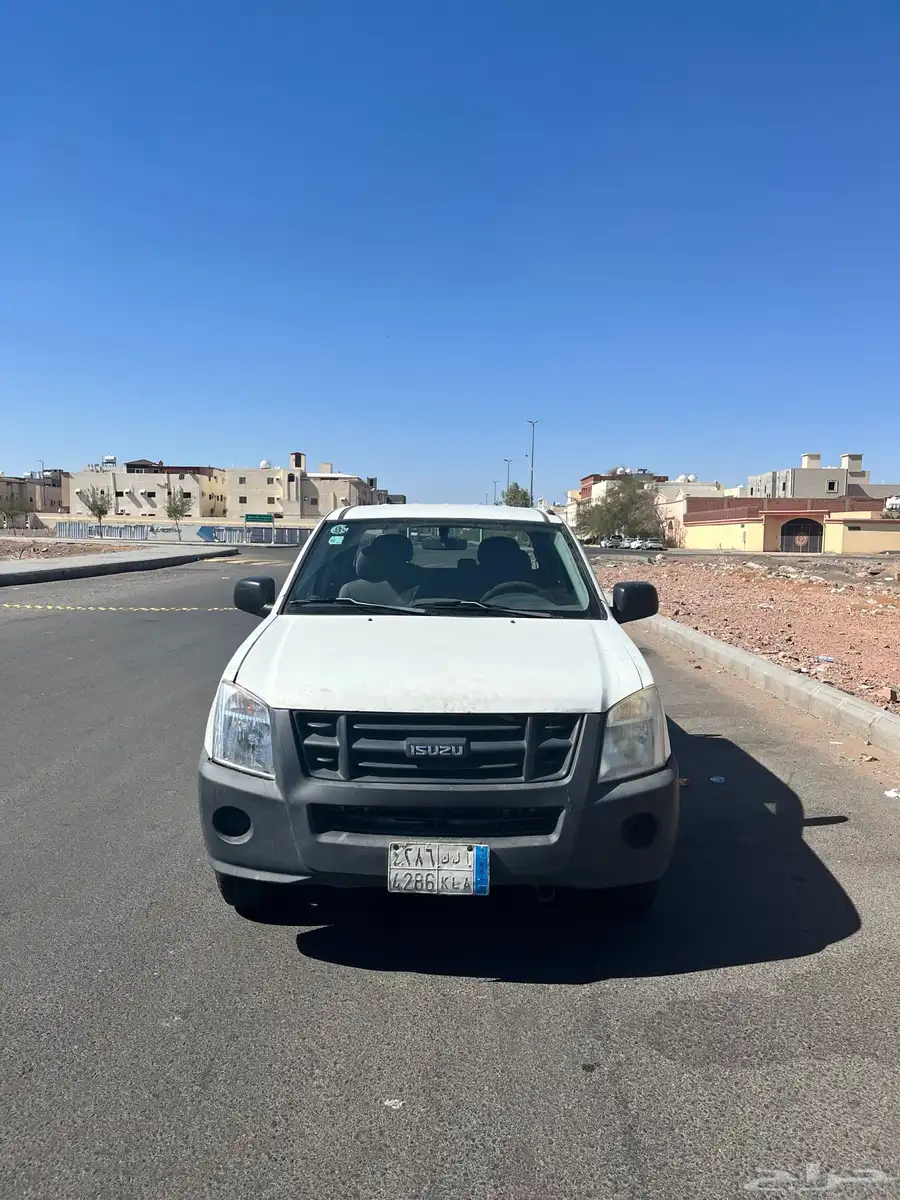 ايسوزو ديماكس 2012 0