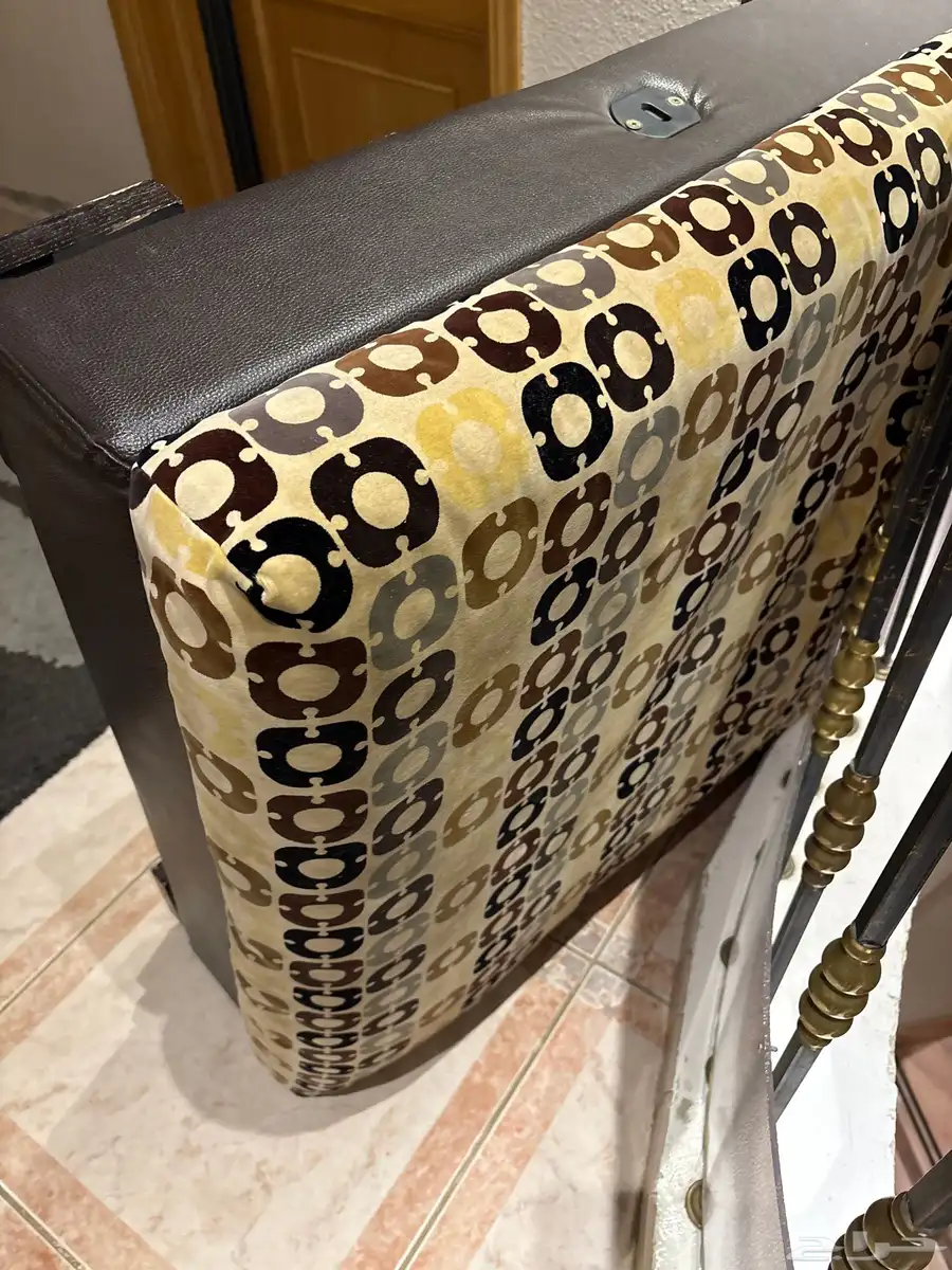 اثاث مجانا 1