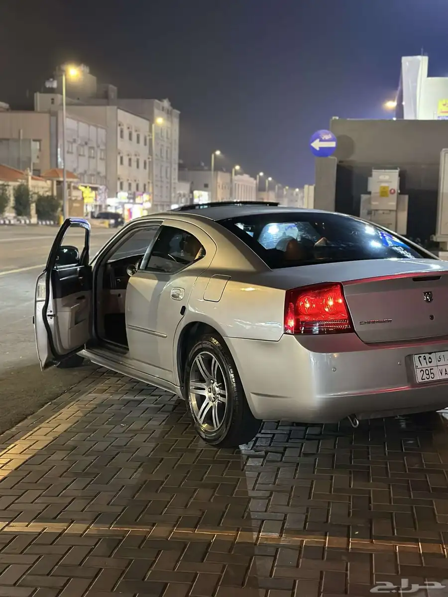 دوج تشارجر نضيف موديل 2007 1