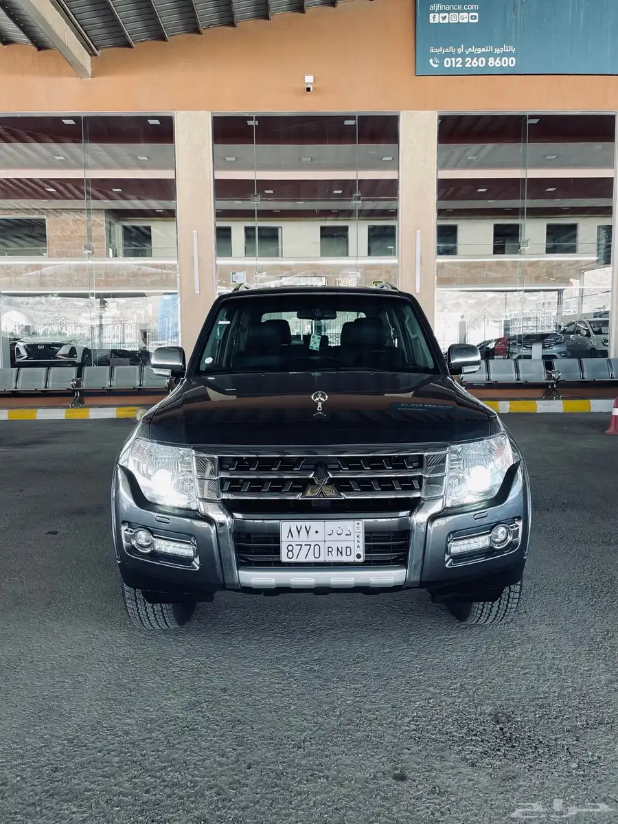 ميتسوبيشي باجيرو - 2022 - GLS - ممشى قليل 1