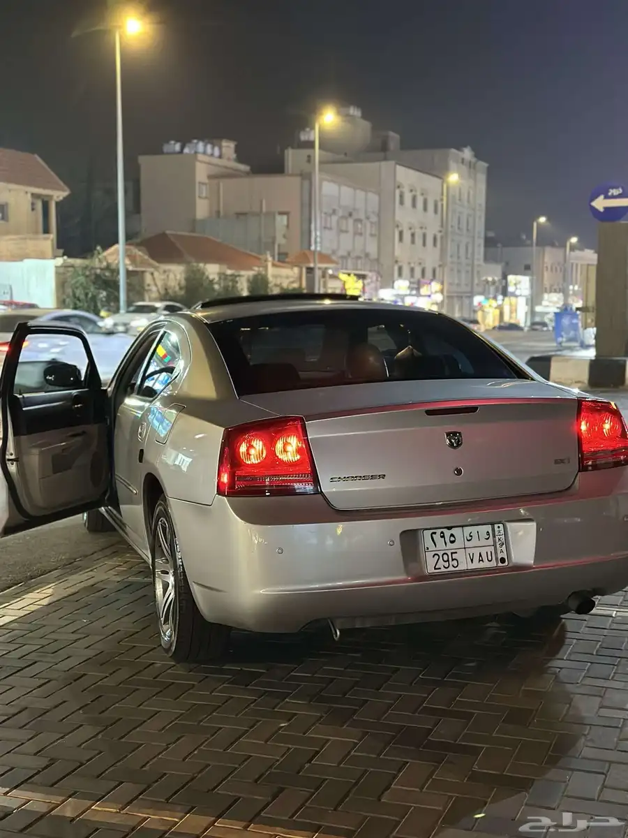 دوج تشارجر نضيف موديل 2007 6