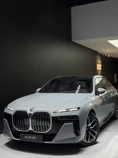 جديد 2025 جميع الالوان (BMW 735i ) 9