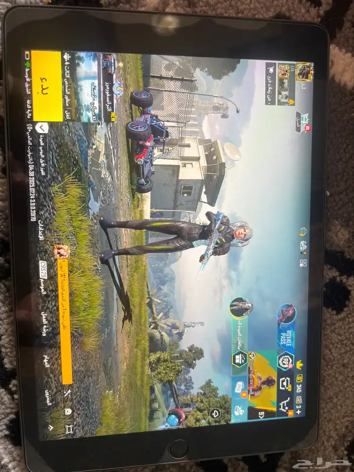 iPad الجيل التاسع 64 جيجا ال iPad ماله ثلاثة أسابيع معاي 3