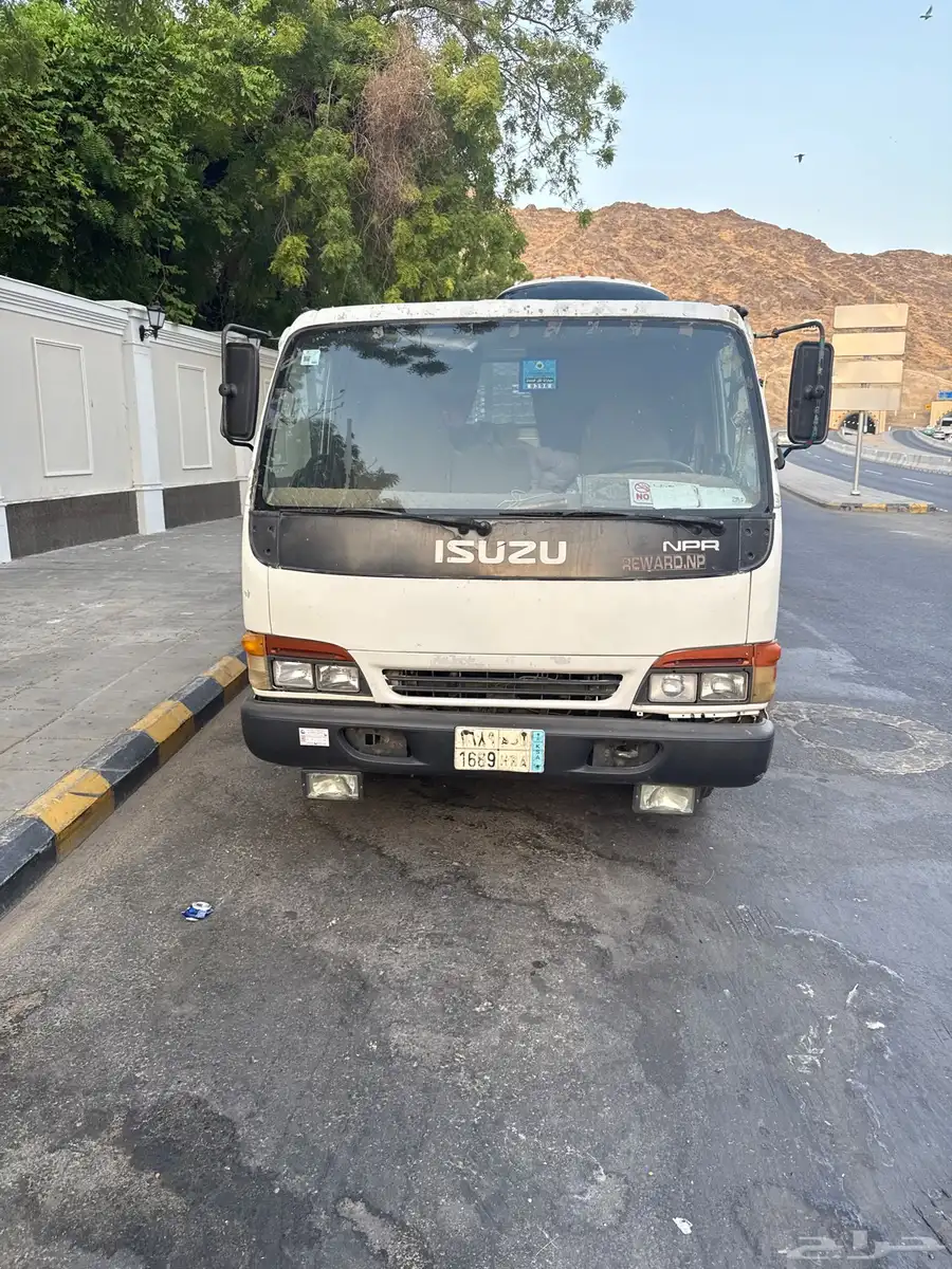 دينه للبيع موديل 2000 مفحوص مجدد قير مكينه شاص شرط 2