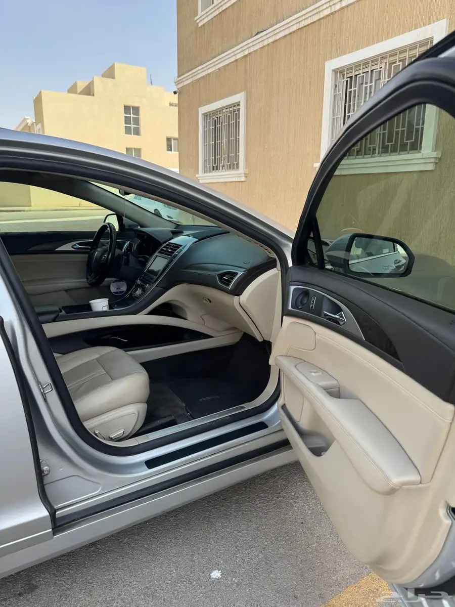 MKZ 2018 9