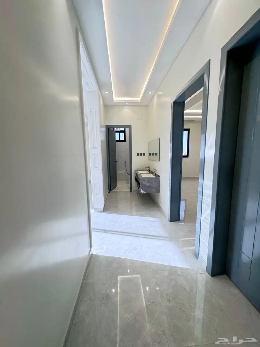 فرصه للبيع روف علوي مع الملحق تشطيبvipسعر620الف فقط 2