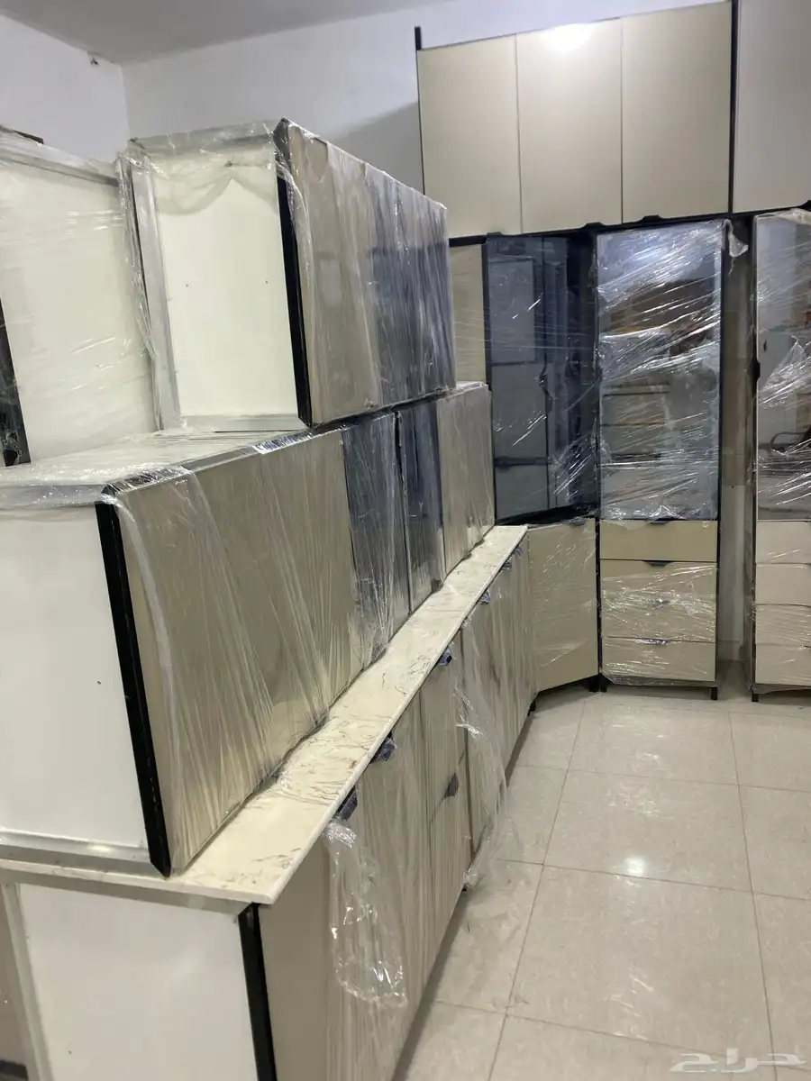 مطابخ جاهز وتفصيل السعر يبداء من 1600 2500 2800 ا 7