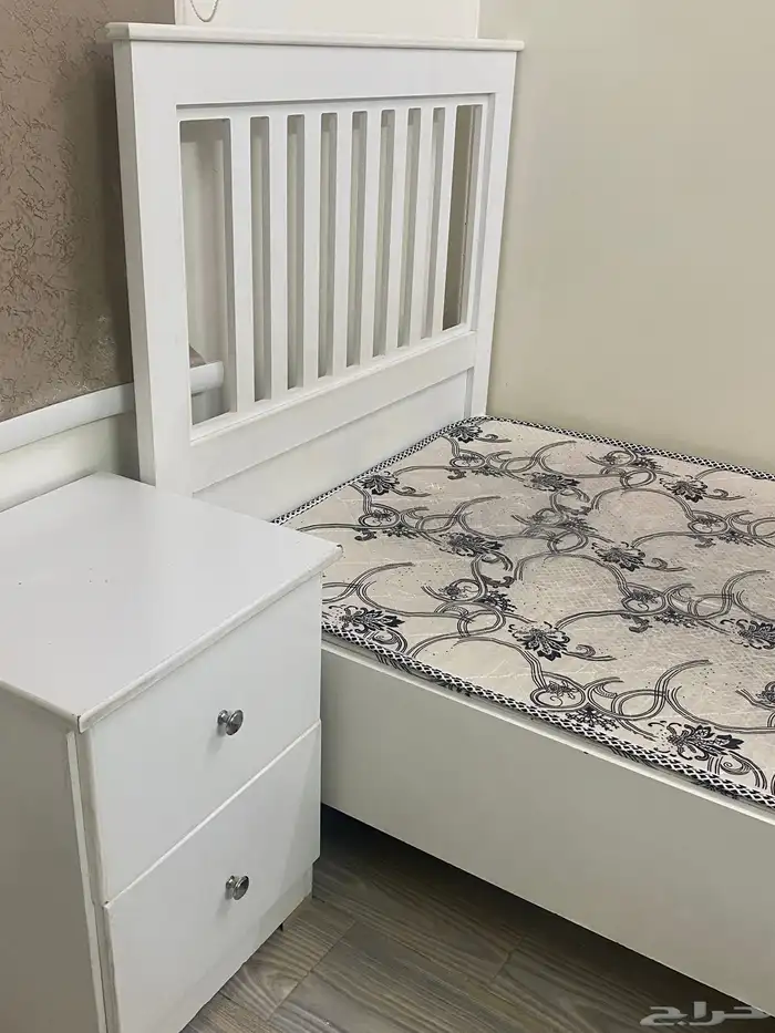 غرفة شبه جديده 2