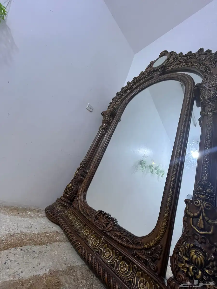 مرآة كبيرة 4