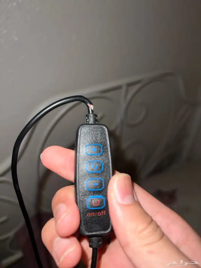 للبيع اضاءة دائرية ب3 الوان مستعمل وبسعر رخيص 7