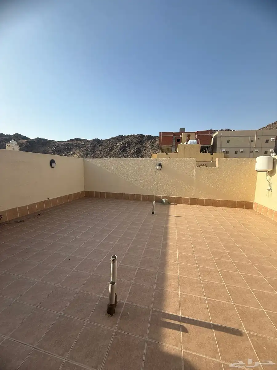 فلل للبيع في مكه حي النوارية 2
