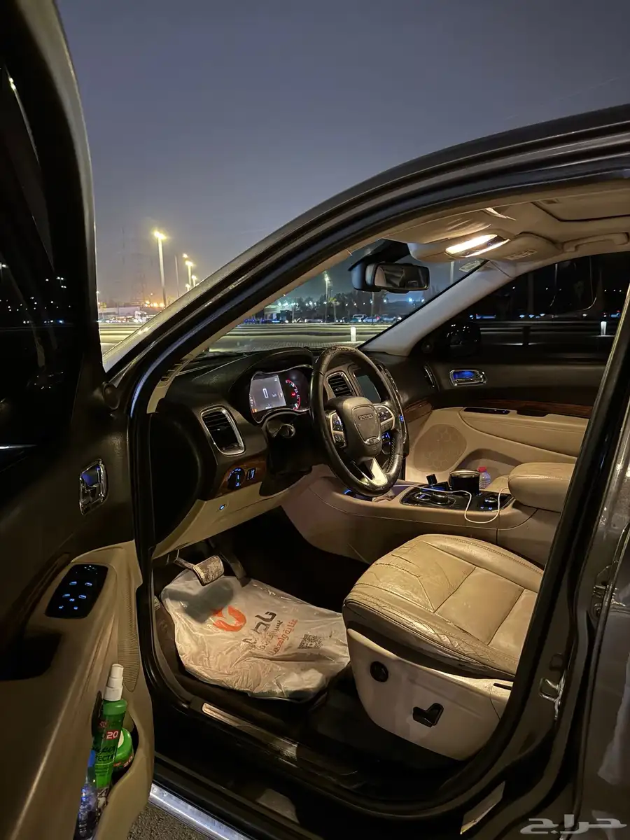 دودج دورانجو نظيف V8 22