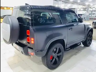 ديفندر 90 ( P400 ) موديل 2023 ناغي ( بحالة الوكالة ) 4