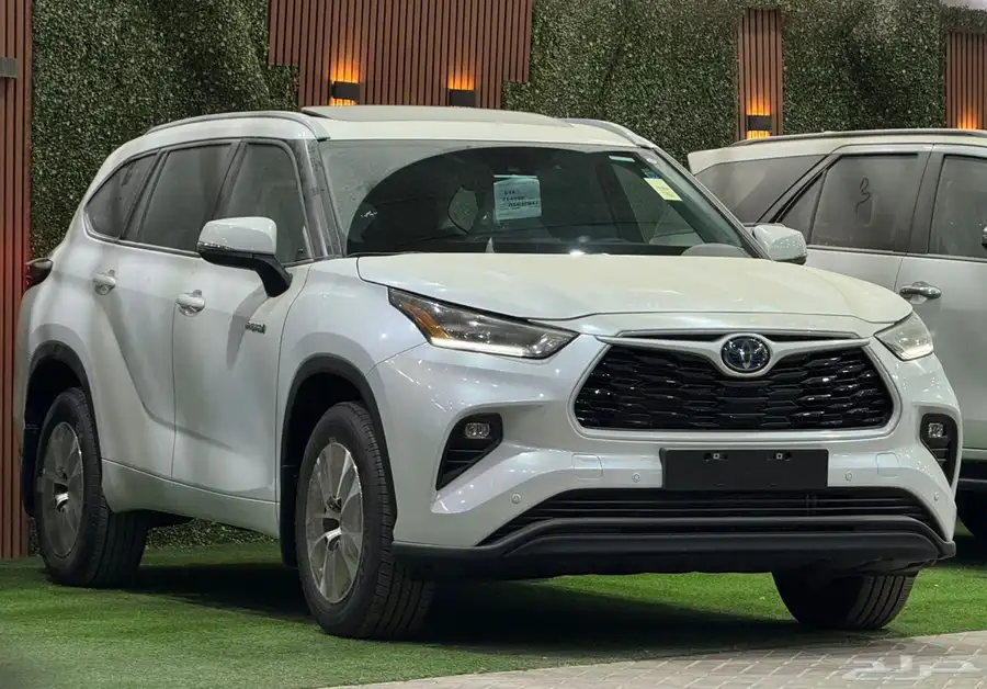 تويوتا هايلاندر GLE هايبرد 2025 افضل العروض والأسعار index