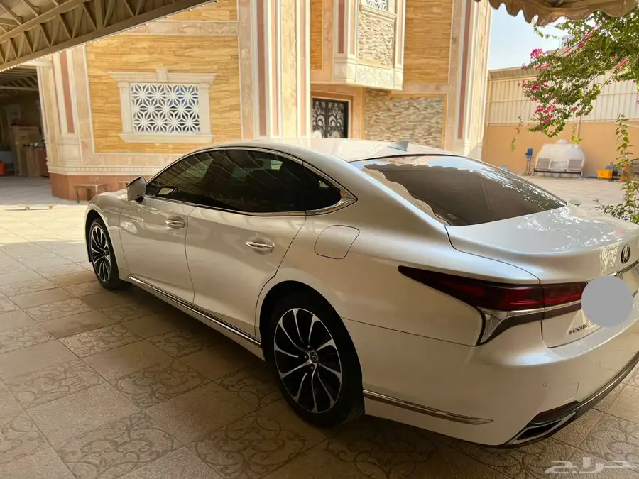 لكزس LS500 توين تيربو index