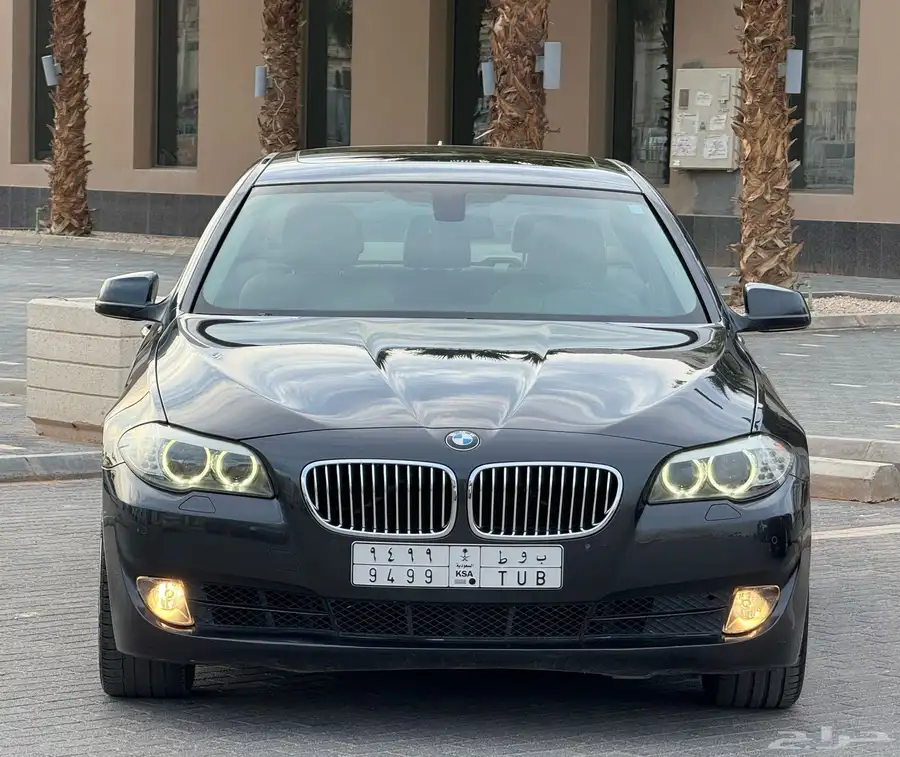 بي ام دبليو 520i 2013 index