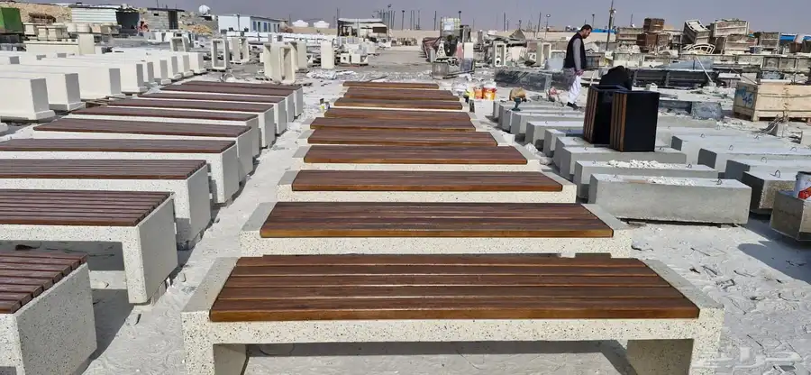 تجميلي حدائق كراسي حاويات   مصدات  قواعد 26