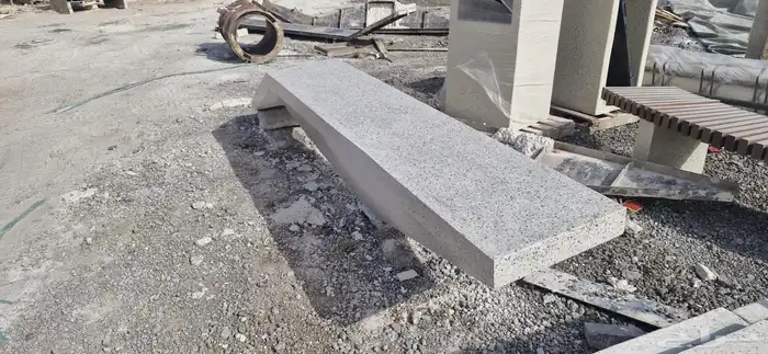 تجميلي حدائق كراسي حاويات   مصدات  قواعد 4