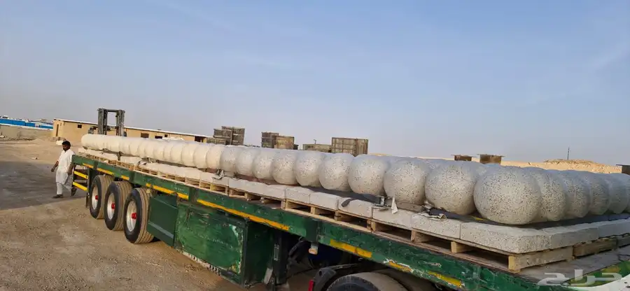 تجميلي حدائق كراسي حاويات   مصدات  قواعد 29