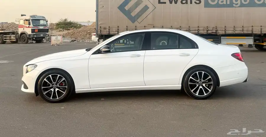 مرسيدس E250 2020 ( بنزين ) فل كامل شبه جديد للبيع index