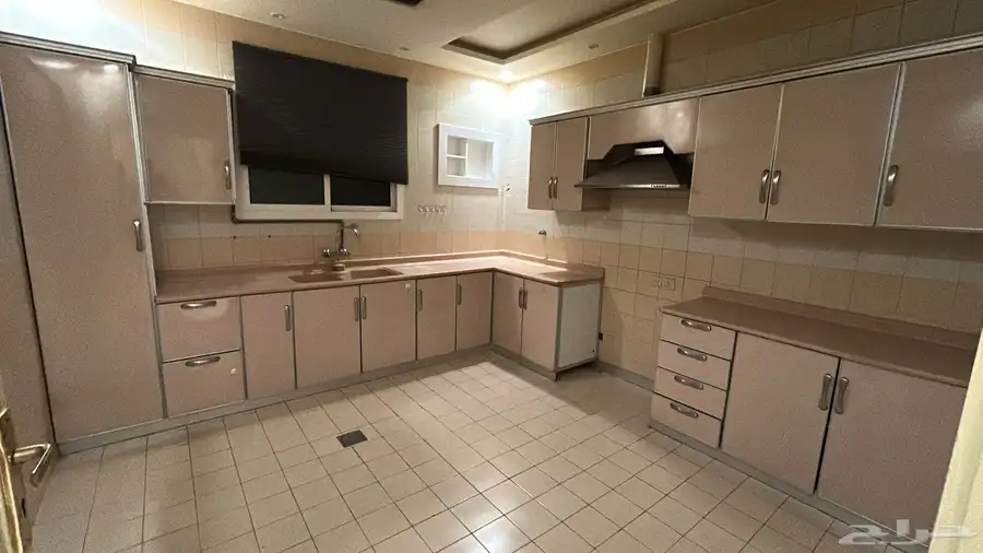 Apartment is available in Exit 33-34 0