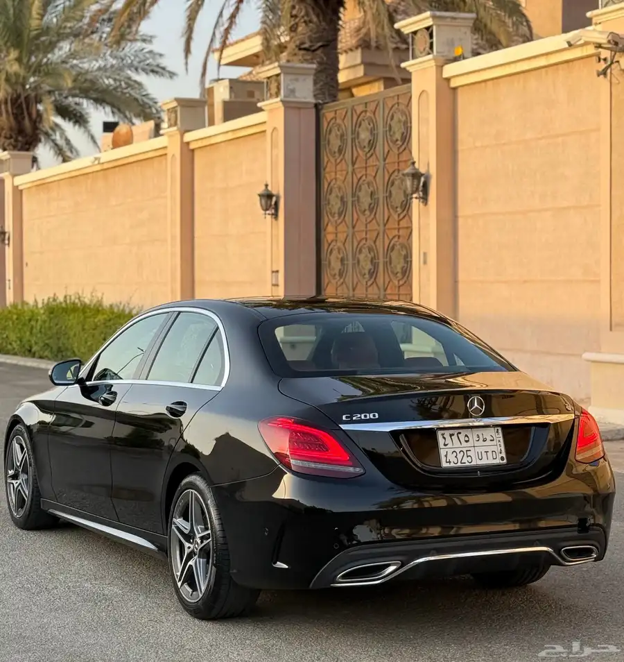 مرسيدس 2019 C200 وارد الجفالي - نظيف جدا 6