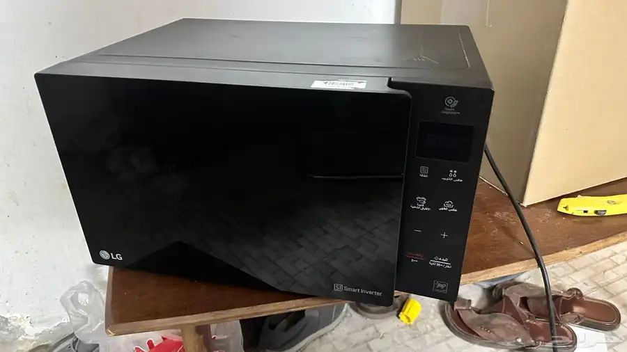 للبيع ميكروويف LG NeoChef شبه جديد   موديل MS2535GIS 0