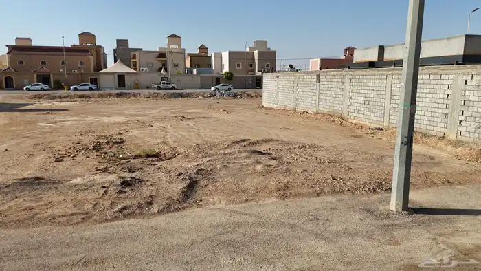 أرض للبيع في القصب ش 30م 4