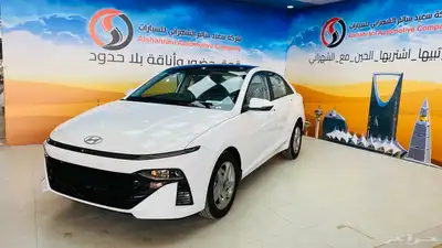 اكسنت سمارت سقف اسود 2025 1