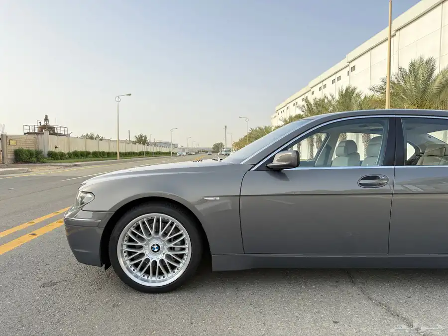 بي ام دبليو 745LI 2004 - اندفيجوال سعودي (( مخزن )) 7