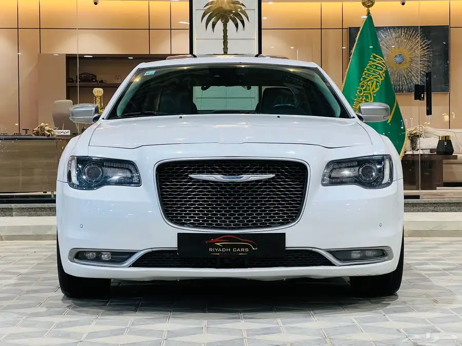 كرايزلر 2015 هيمى V8 اكزاتييف سعودى 0