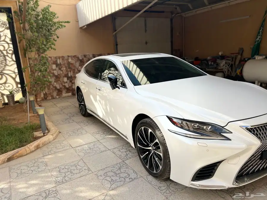 لكزس LS500 توين تيربو 16