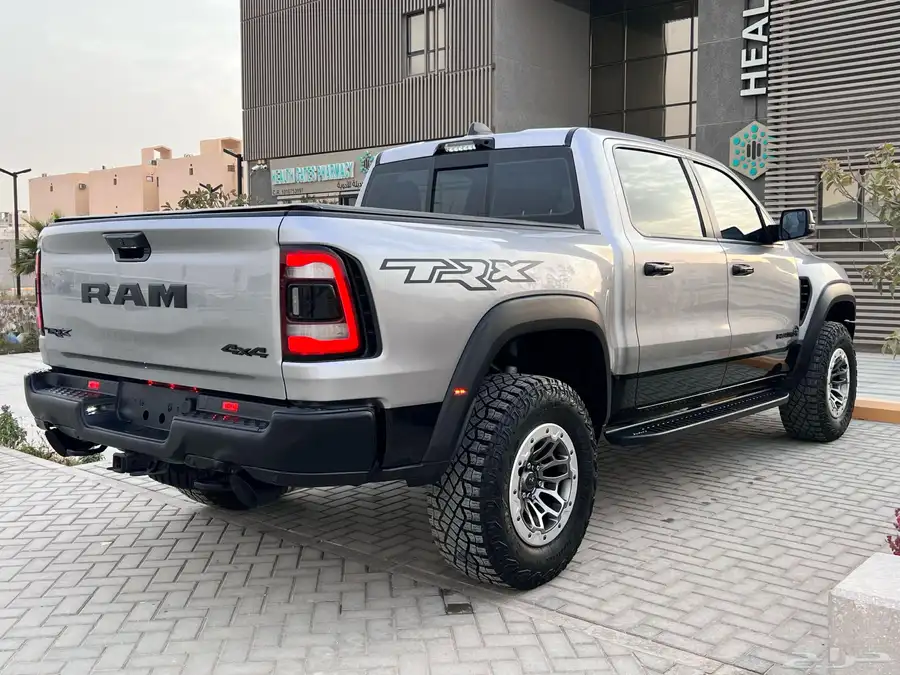 دوج رام TRX 2023 متوفر نظام الدفعتين 4
