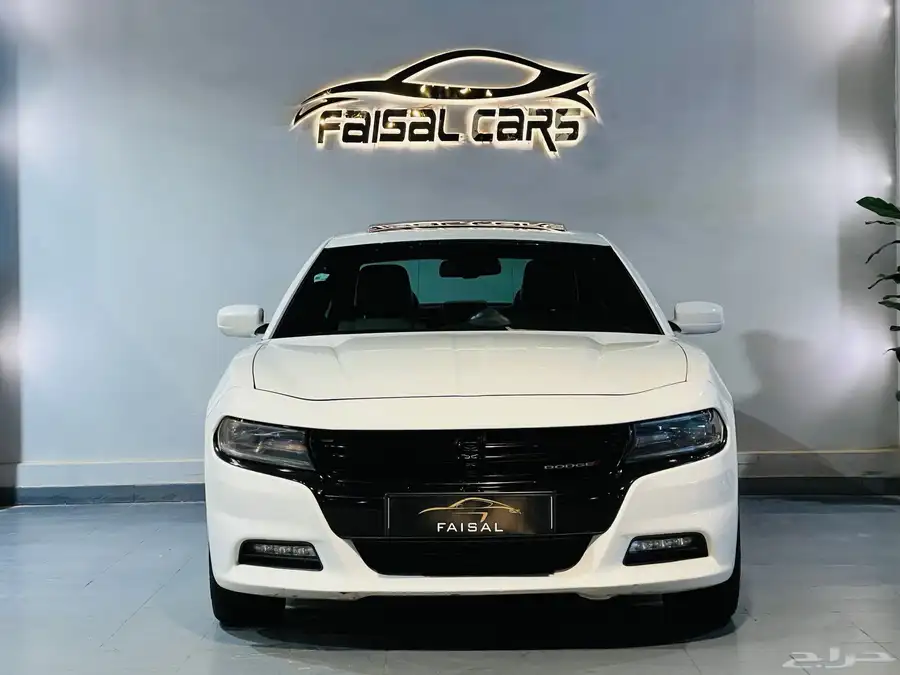 تشارجر فل الفل 2018 بحاله ممتازه V6 0
