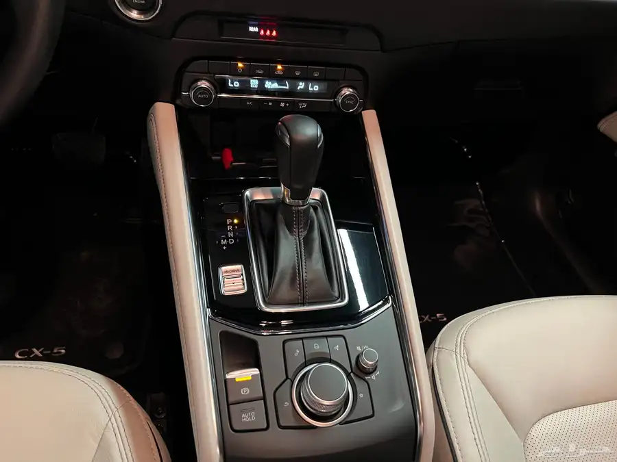 مازدا cx- 5 فل كامل 2024 17