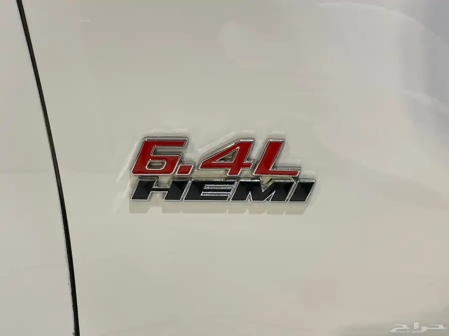 كرايسلر S300 2023 معدل خارجي SRT بحالة نظيفة 8