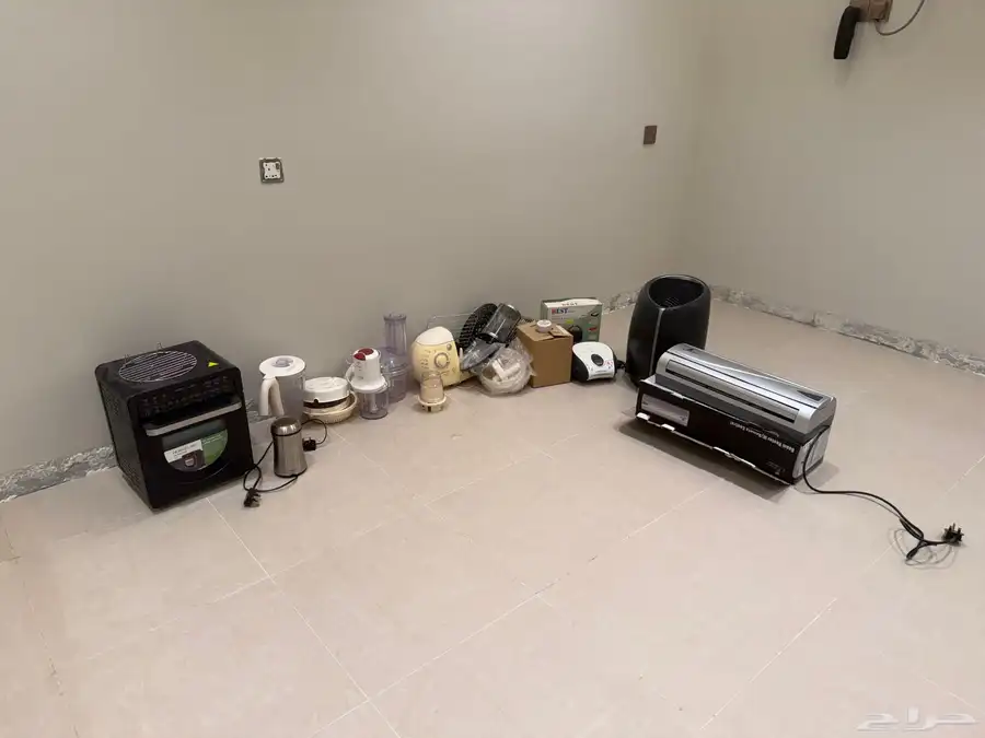 مكيفات و ثلاجة و اجهزة متنوعة 1