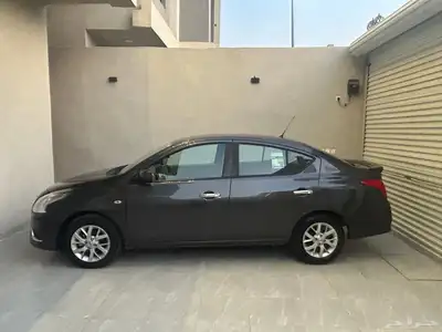 نيسان صني 2023 عداد قليل 36 الف كم 0