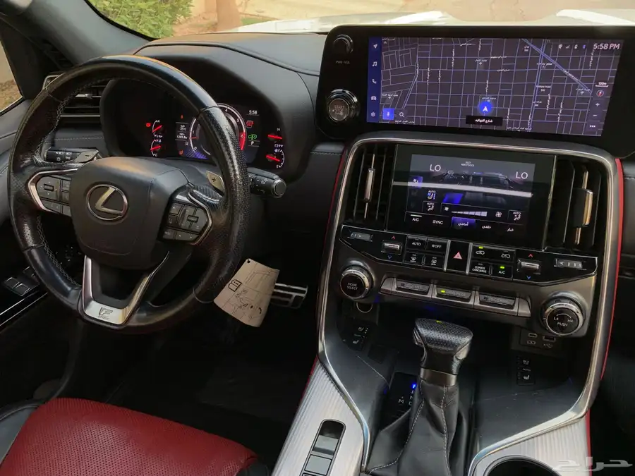لكزس 2022 LX600 F فل كامل 43