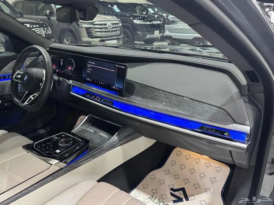 بي ام دبليو 740i M Kit موديل 2023 فل كامل مستعمل 11