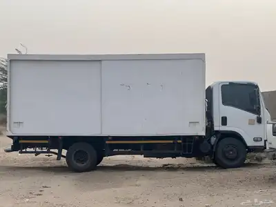 دينا ISUZU مقفلة بالكامل للنقل دخل المملكة KSA و دول الخليج 3