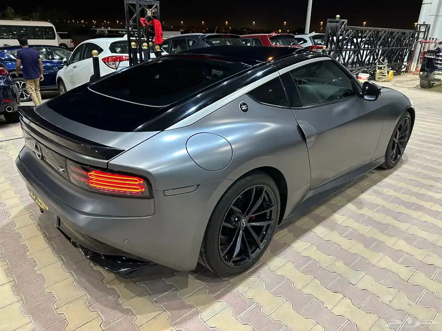 نيسان Z موديل 2023 فل كامل نظيف جدآ 24