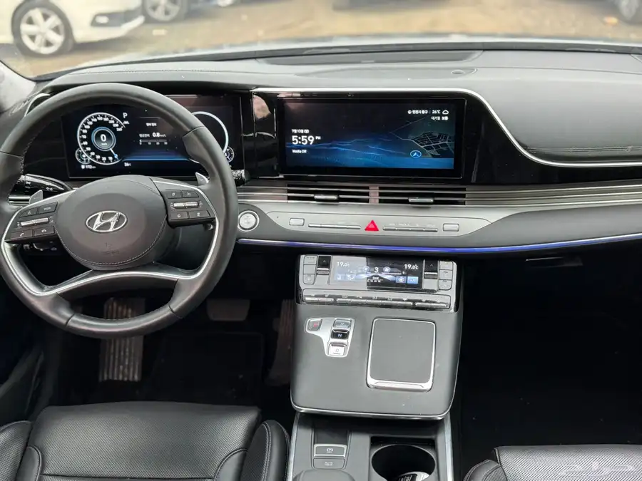 هيونداي ازيرا فل 2021 6V(بحاله ممتازه) 11