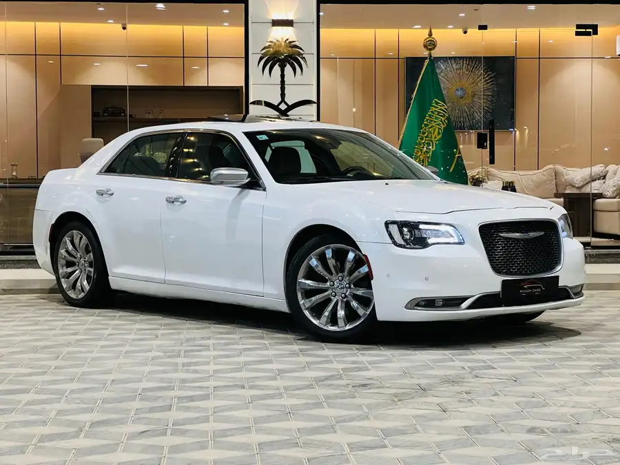 كرايزلر 2015 هيمى V8 اكزاتييف سعودى 1