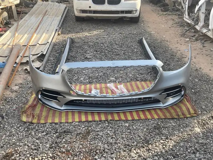 قطع مرسيدس S الجوهرة صدام وجهية انوار 1