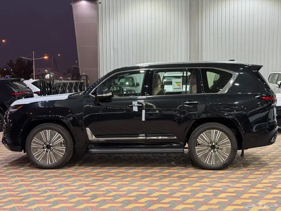 لكزس 2025 بريمي LX600 BB كاش وقساط 4