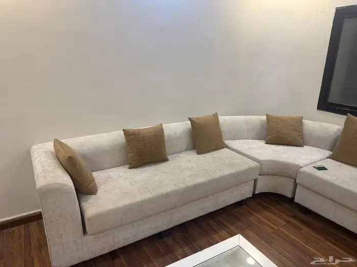 اثاث اكثر من قطعه 0